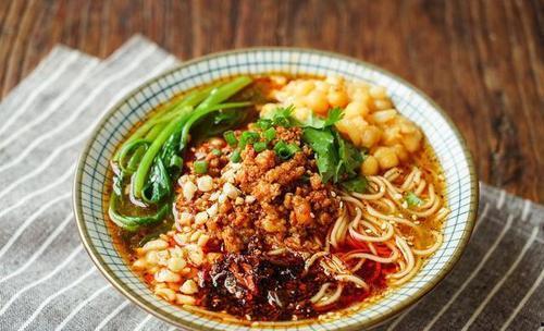 娱乐吃瓜酱吃面条视频,趣味横生瞬间引网友热议 第3张 娱乐吃瓜酱吃面条视频,趣味横生瞬间引网友热议 第3张